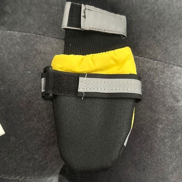Water resistant reflective stripe zelcro dog‎ boots size large - Picture 2 of 3